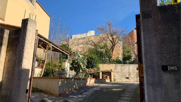 casa indipendente in vendita a Noto