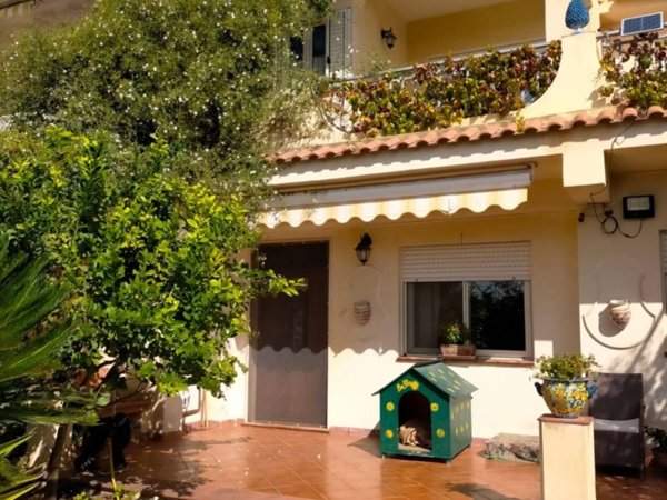 casa indipendente in vendita a Noto