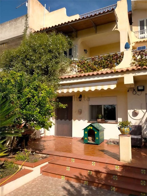 casa indipendente in vendita a Noto
