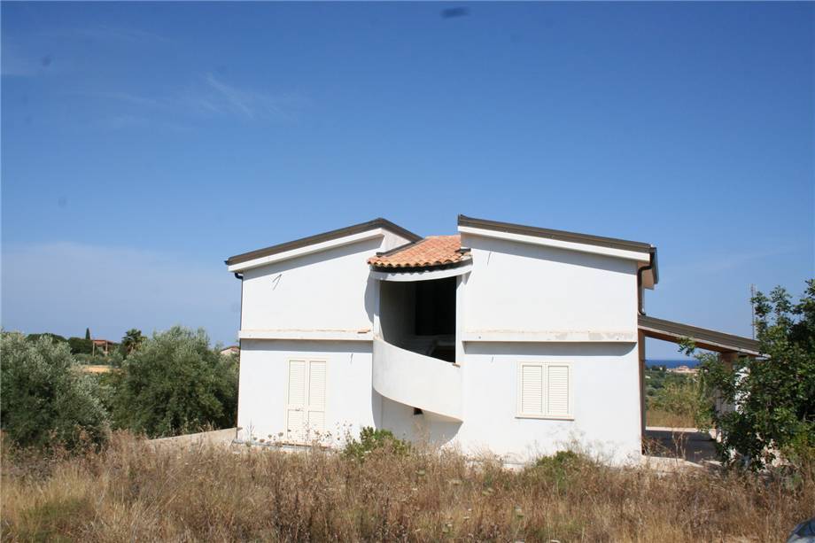 casa indipendente in vendita a Noto in zona Falconara