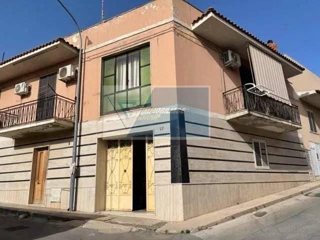 casa indipendente in vendita a Noto