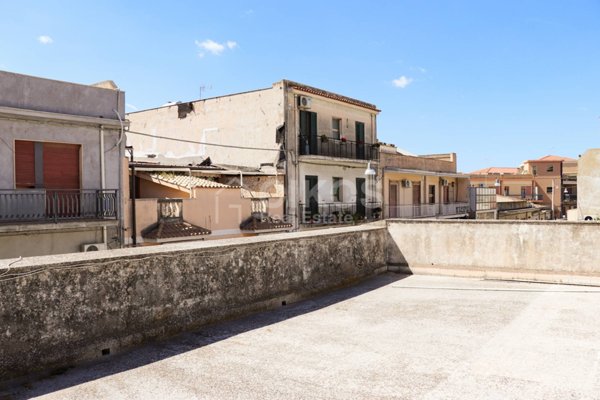 casa indipendente in vendita a Noto in zona Vendicari