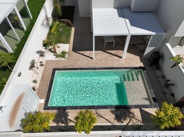 casa indipendente in vendita a Noto in zona San Lorenzo