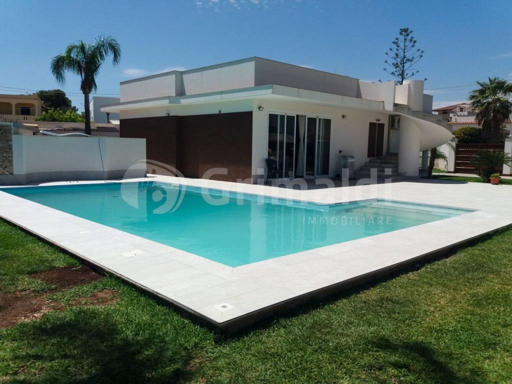 casa indipendente in vendita a Noto in zona Lido di Noto