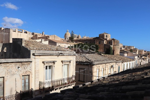 casa indipendente in vendita a Noto