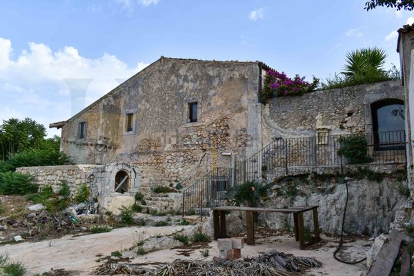 casale in vendita a Noto