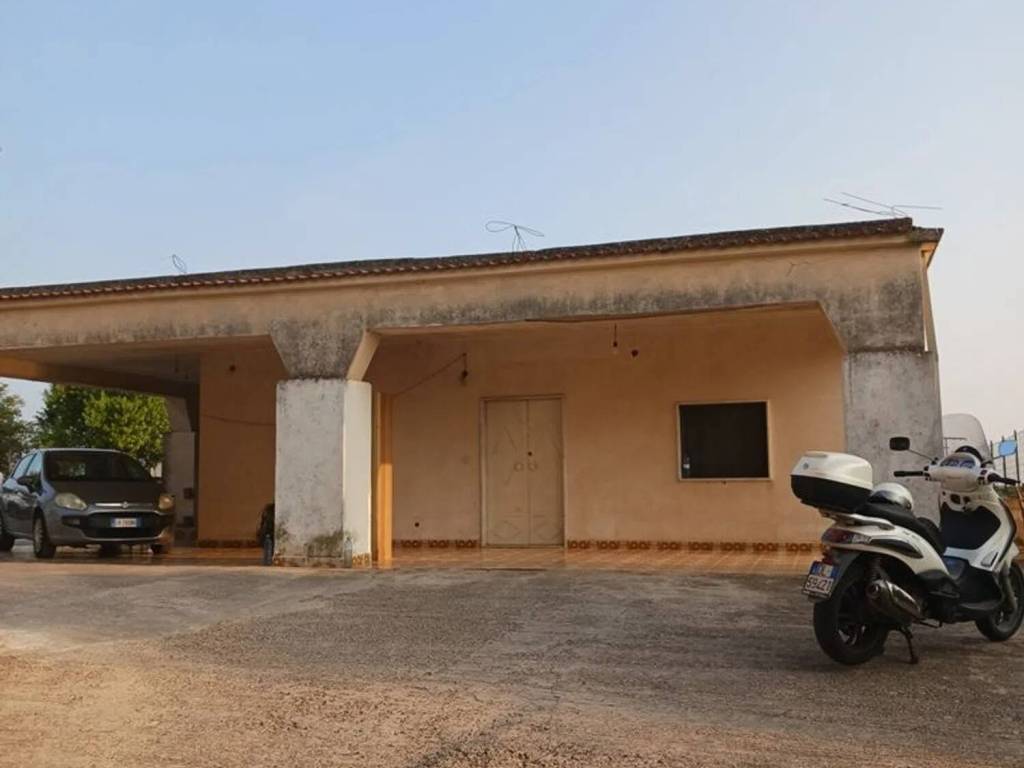 casa indipendente in vendita a Noto