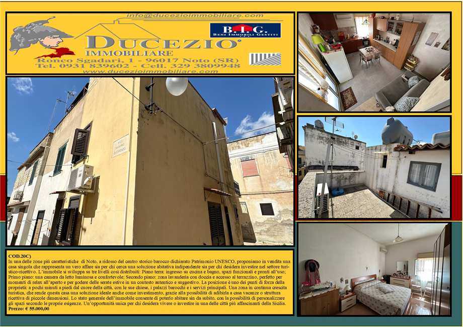 casa indipendente in vendita a Noto