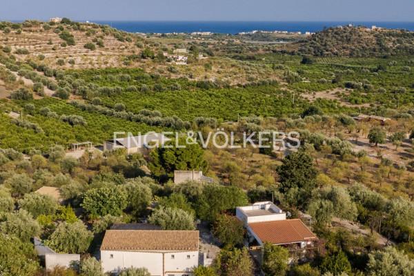 casa indipendente in vendita a Noto in zona Vendicari