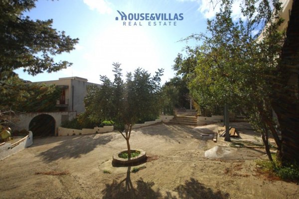 casa indipendente in vendita a Noto