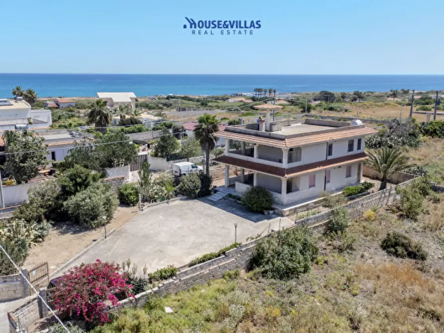 casa indipendente in vendita a Noto in zona San Lorenzo