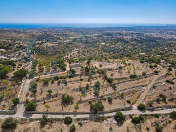 casa indipendente in vendita a Noto