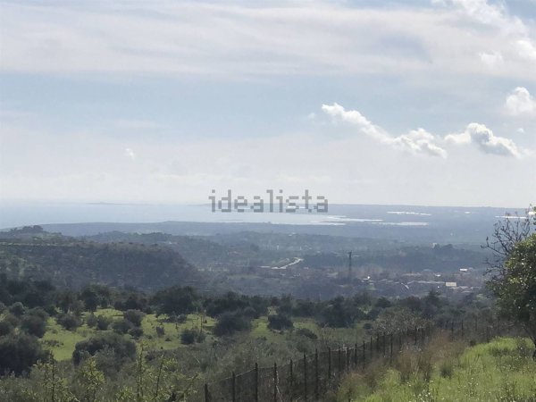 casa indipendente in vendita a Noto