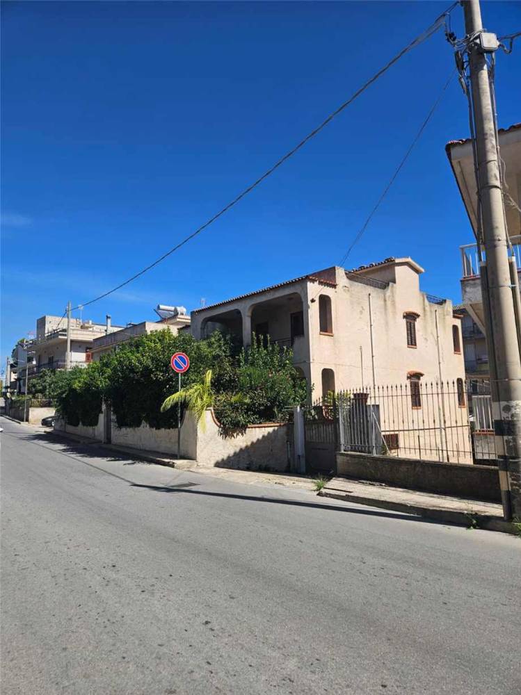 casa indipendente in vendita a Noto