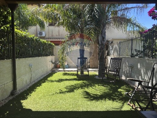 casa indipendente in vendita a Noto in zona San Lorenzo