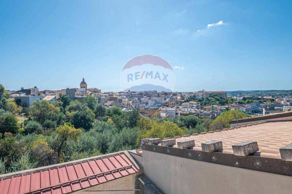 casa indipendente in vendita a Noto