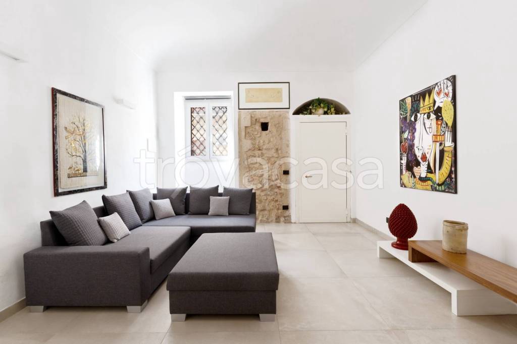 casa indipendente in vendita a Noto