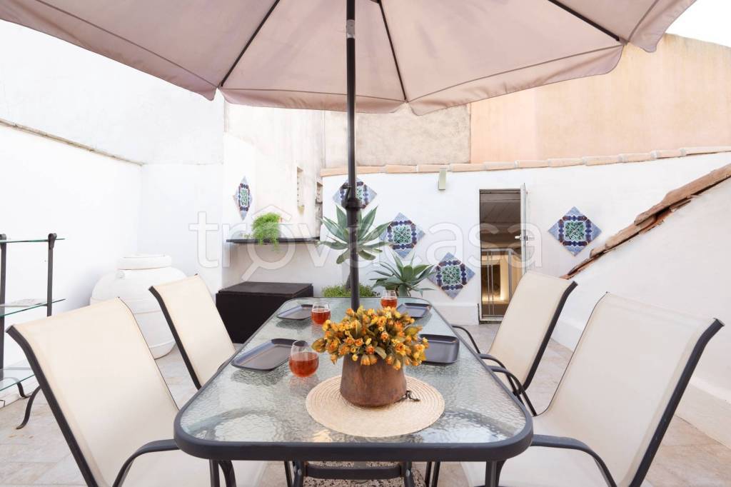 casa indipendente in vendita a Noto