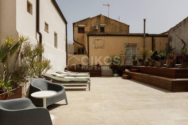 casa indipendente in vendita a Noto