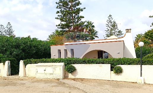 casa indipendente in vendita a Noto in zona San Lorenzo