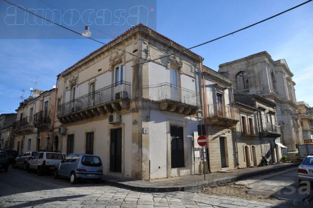 appartamento in vendita a Noto