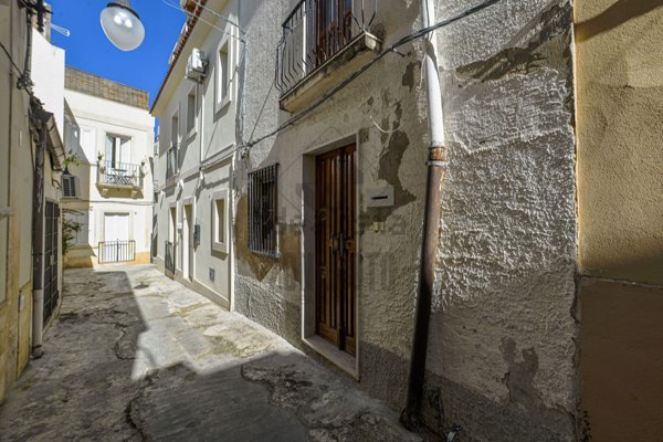 pentavano in vendita a Noto