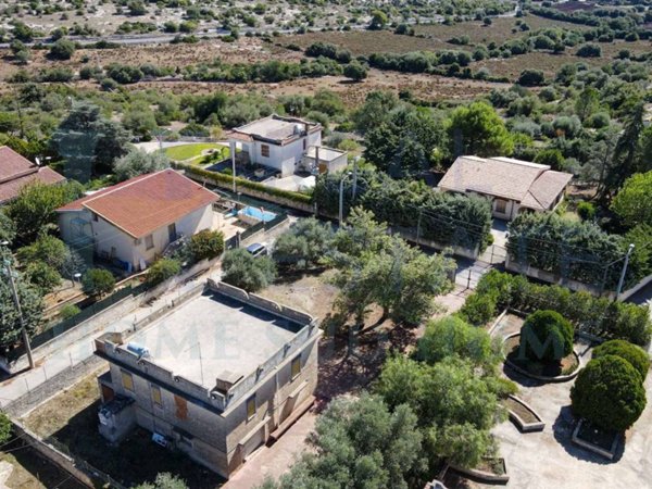 casa indipendente in vendita a Noto