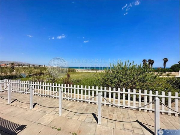 casa indipendente in vendita a Noto in zona Calabernardo