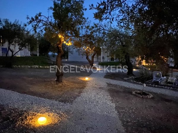 intera palazzina in vendita a Noto