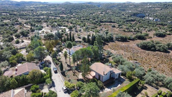casa indipendente in vendita a Noto in zona Vendicari
