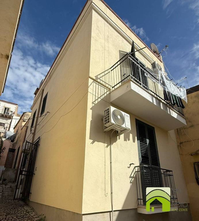 casa indipendente in vendita a Noto
