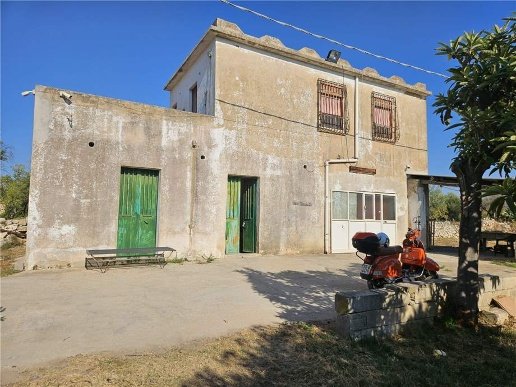casa indipendente in vendita a Noto in zona Madonna Marina