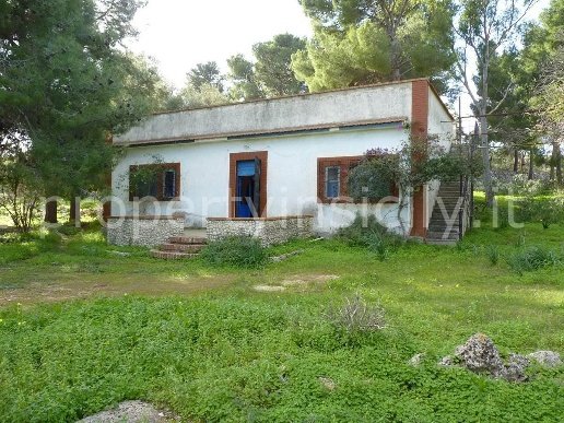 casa indipendente in vendita a Noto