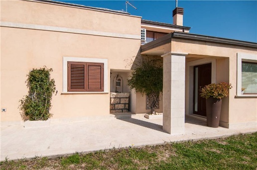 casa indipendente in vendita a Noto