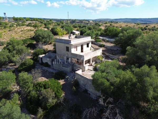 casa indipendente in vendita a Noto in zona Testa dell'Acqua