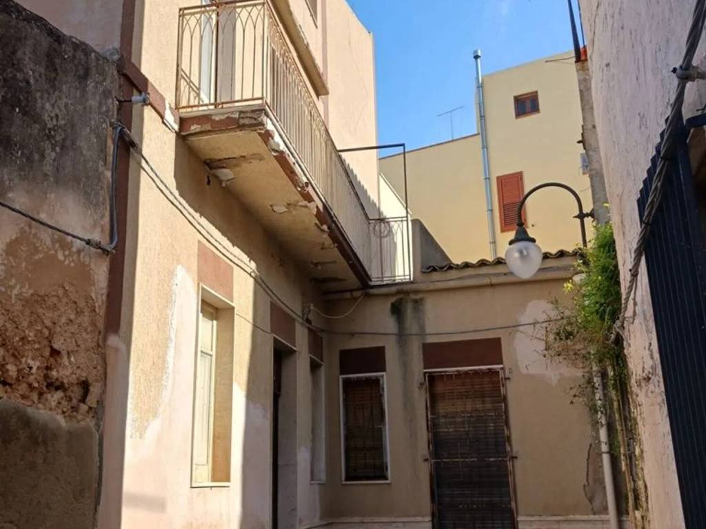casa indipendente in vendita a Noto