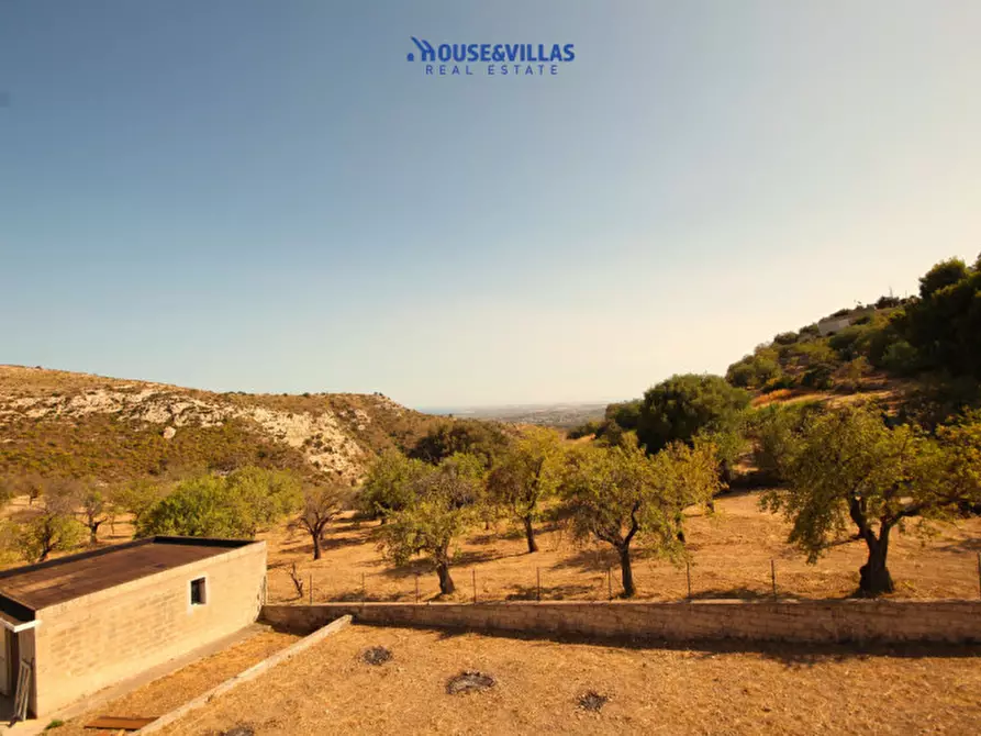 casa indipendente in vendita a Noto in zona San Corrado di Fuori