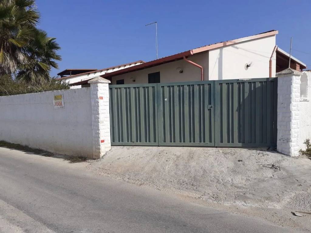 casa indipendente in vendita a Noto in zona Reitani