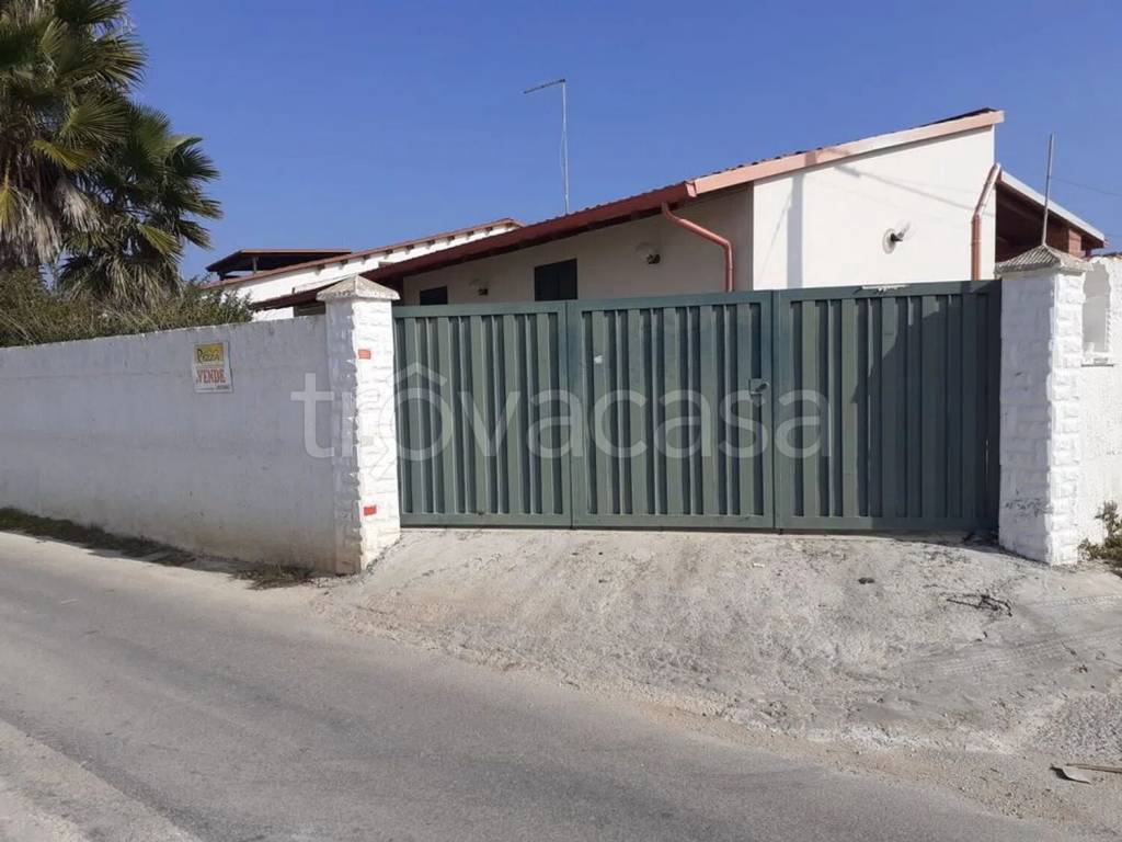 casa indipendente in vendita a Noto in zona San Lorenzo