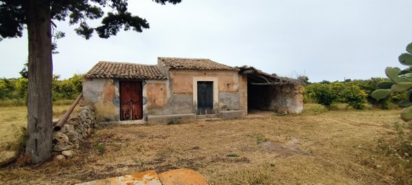 terreno agricolo in vendita a Noto in zona Falconara