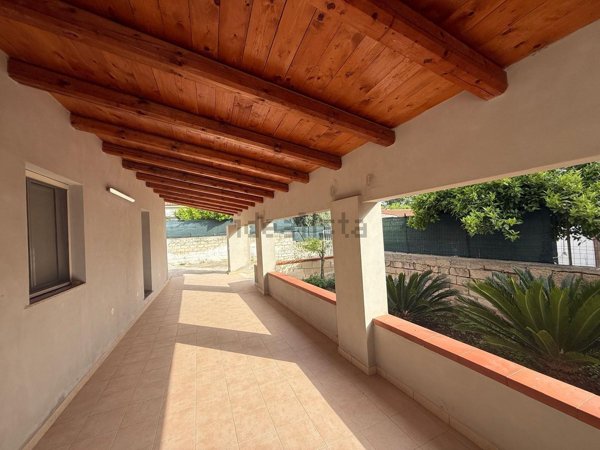 casa indipendente in vendita a Noto