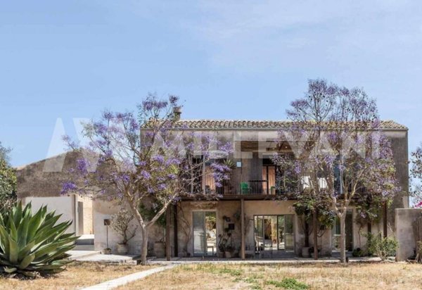casa indipendente in vendita a Noto in zona Vendicari