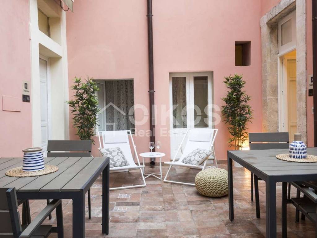 casa indipendente in vendita a Noto