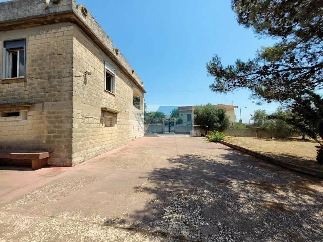 casa indipendente in vendita a Noto