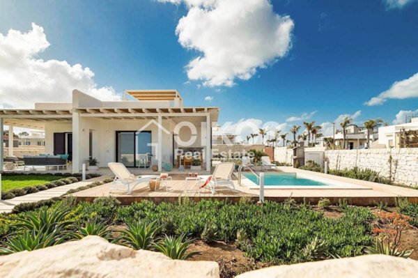 casa indipendente in vendita a Noto in zona San Lorenzo