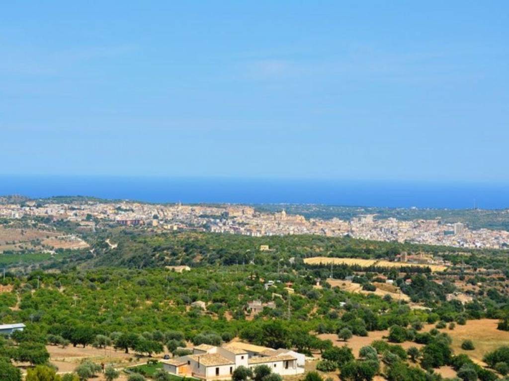 casa indipendente in vendita a Noto