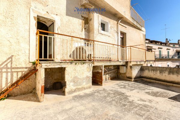 casa indipendente in vendita a Noto