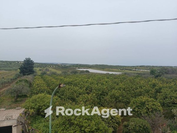 casa indipendente in vendita a Noto