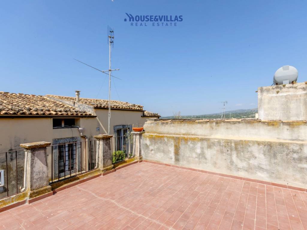 casa indipendente in vendita a Noto