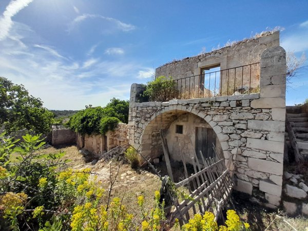 casale in vendita a Noto